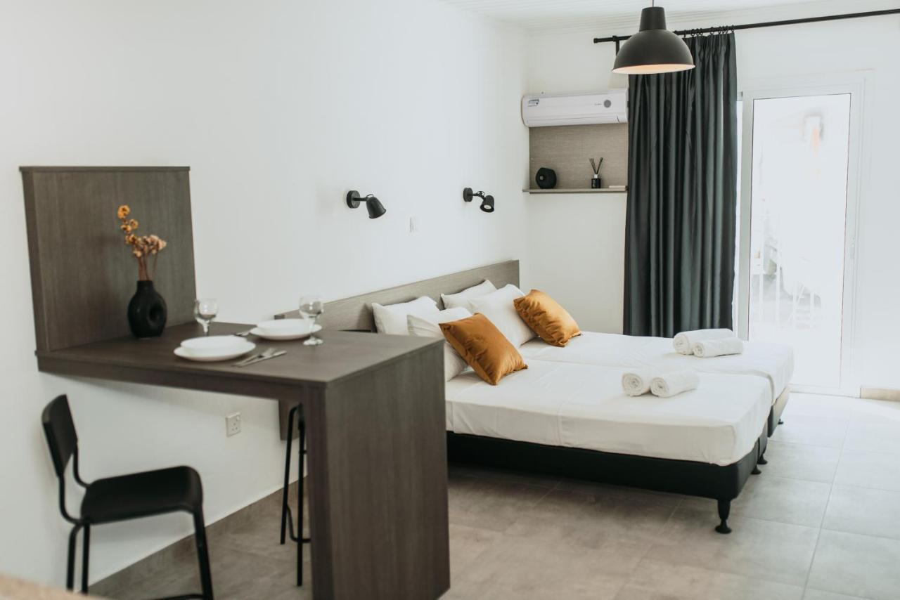 Five Keys Apartments Айя Напа Екстериор снимка