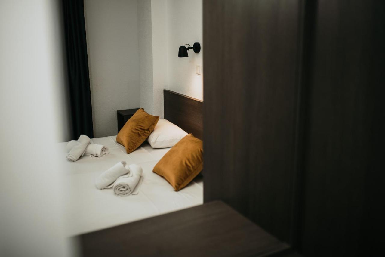 Five Keys Apartments Айя Напа Екстериор снимка