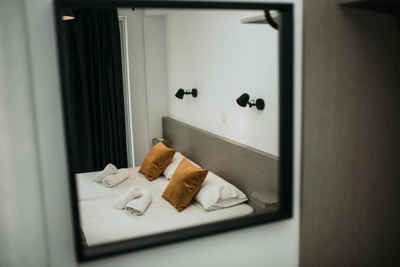 Five Keys Apartments Айя Напа Екстериор снимка